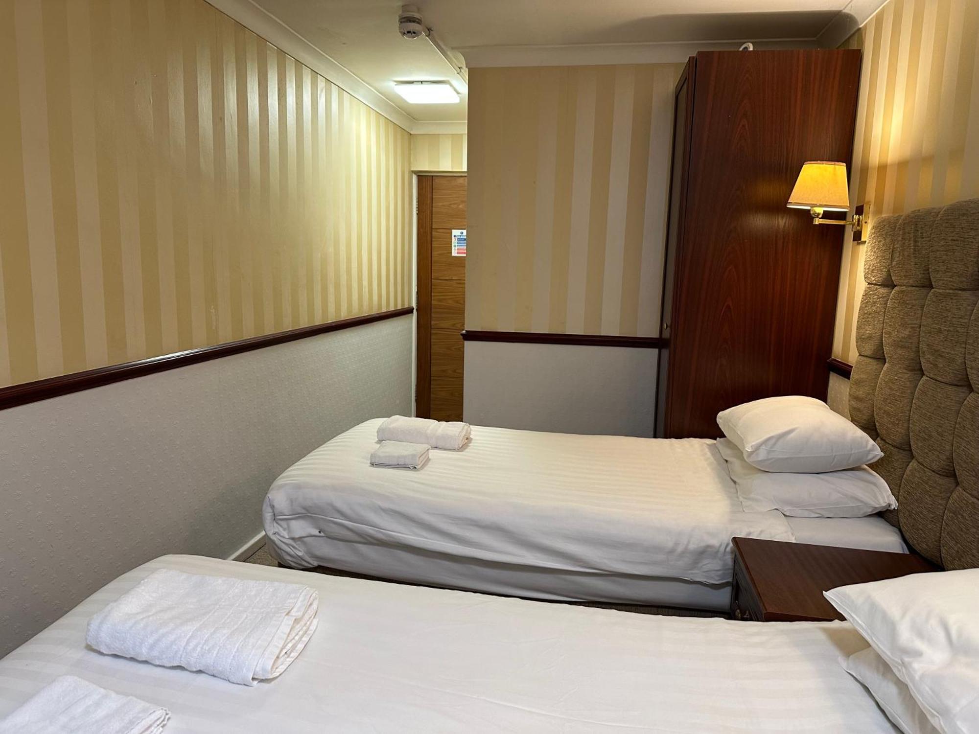 Normanhurst Hotel Сейл Екстериор снимка